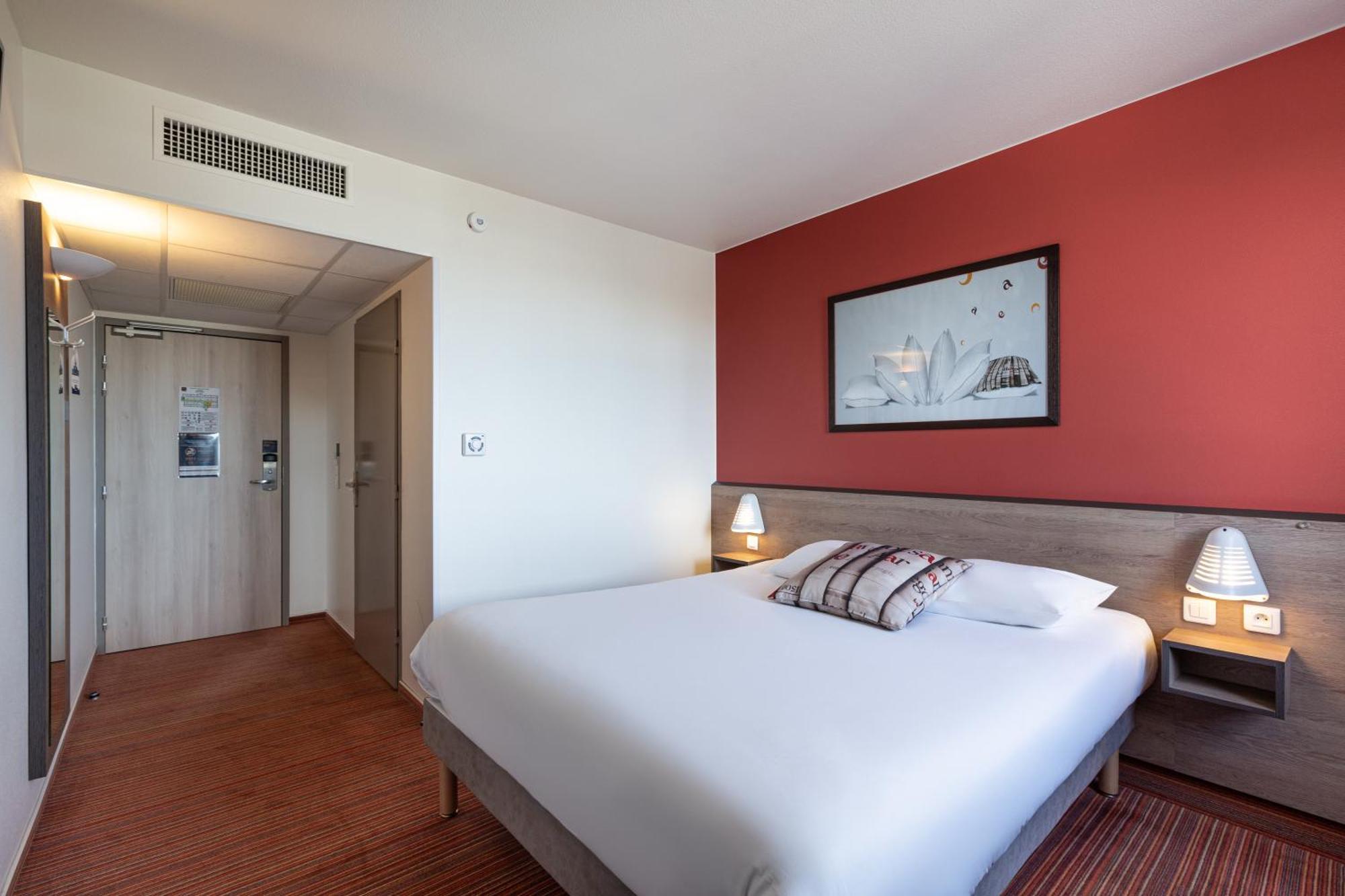 Ace Hotel Creutzwald Saint Avold Exterior photo