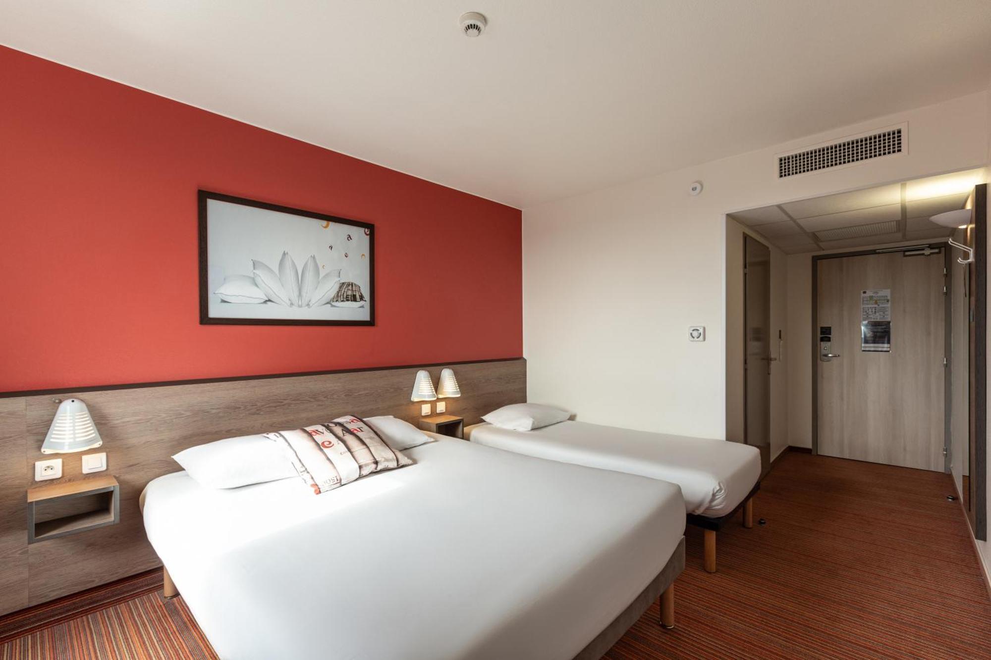 Ace Hotel Creutzwald Saint Avold Exterior photo